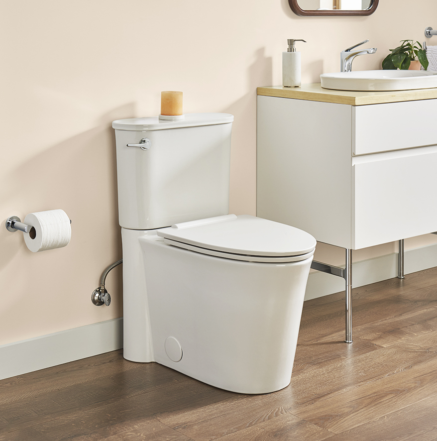 Round toilet
