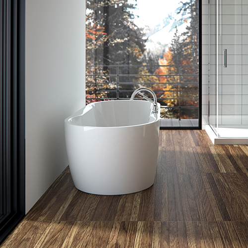 Freestanding bathtub from the Berlin collection of Produits Neptune with a white finish