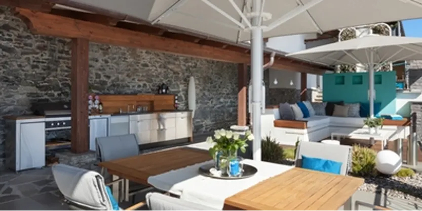 Essential Tips for Designing the Perfect Outdoor Kitchen