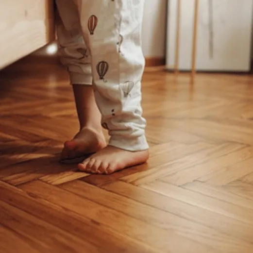 Cozy and stylish kitchen and bathroom flooring ideas for a warm, inviting space