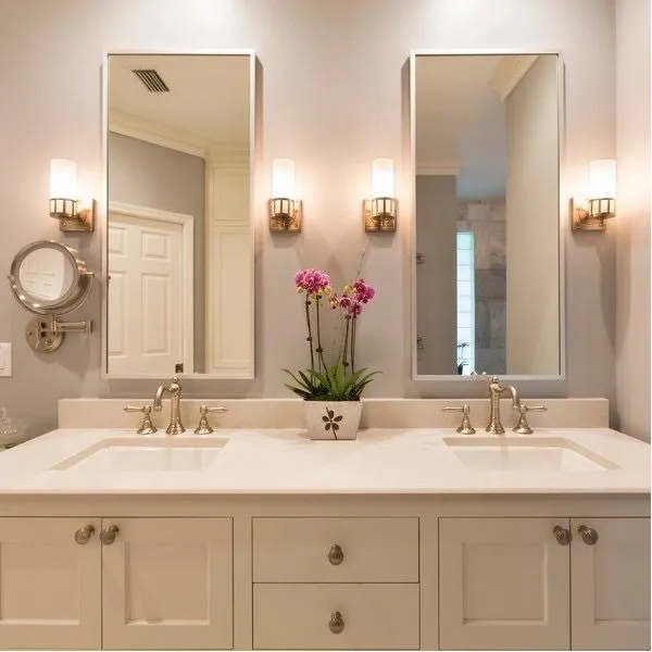 Comparing the benefits of single vs. double bathroom sinks for functionality and style