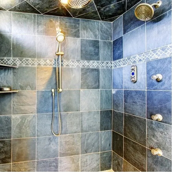 Luxury power shower design for a refreshing and modern bathroom experience