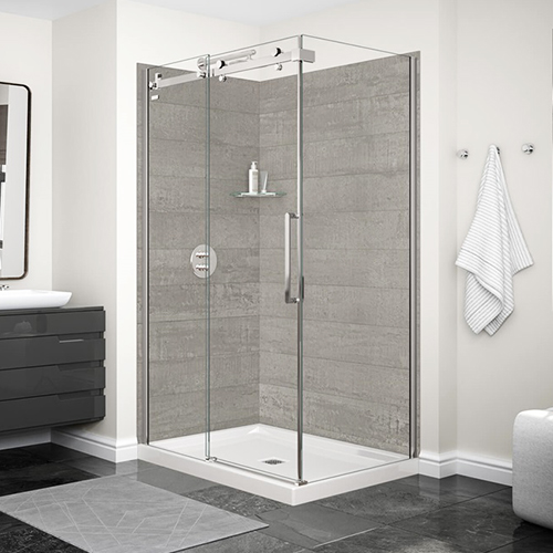 Salle de bain avec douche