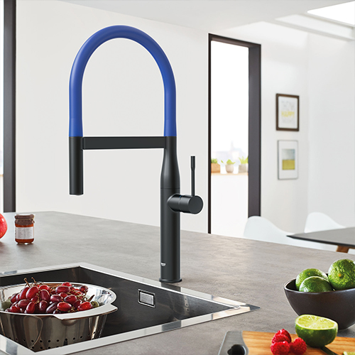 Grohe Essence semi-professional kitchen faucet in matte black and royal blue finish