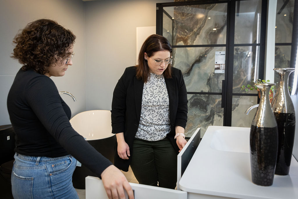 Espace Plomberium Mascouche store – Bathroom plumbing products, vanity