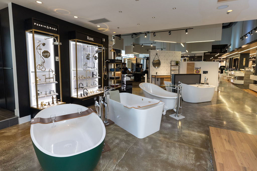 Espace Plomberium Laval Store – Bathroom plumbing products, bathtubs