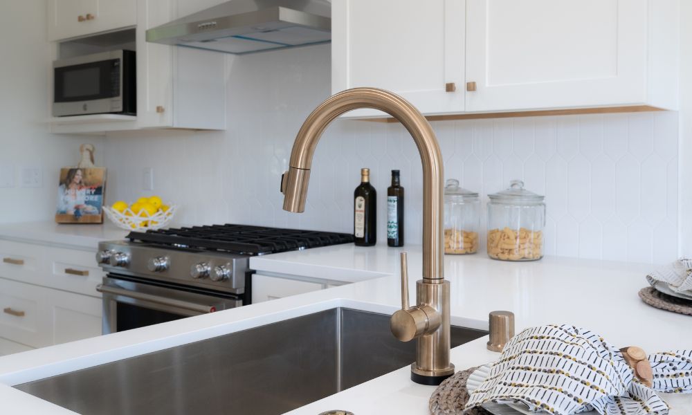 5 Common Mistakes To Avoid When Cleaning Brass Faucets