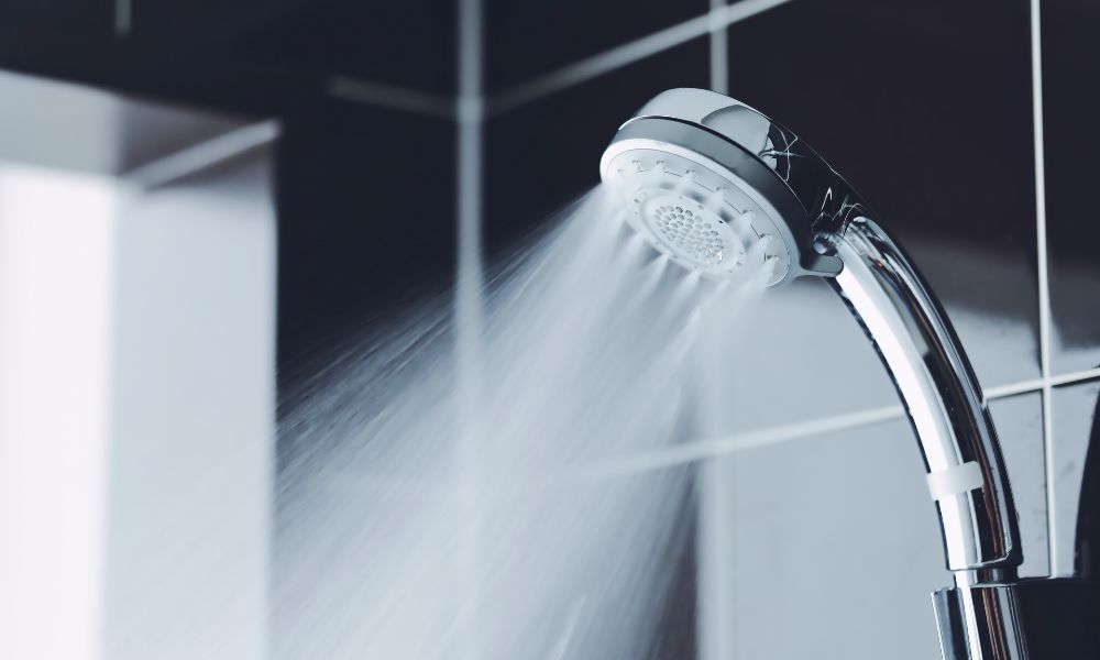 How To Deep Clean Your Bathroom Showerhead